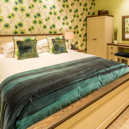 Applegarth Villa Hotel & Restaurant (Adults Only) วินเดอร์เมียร์ ภายนอก รูปภาพ