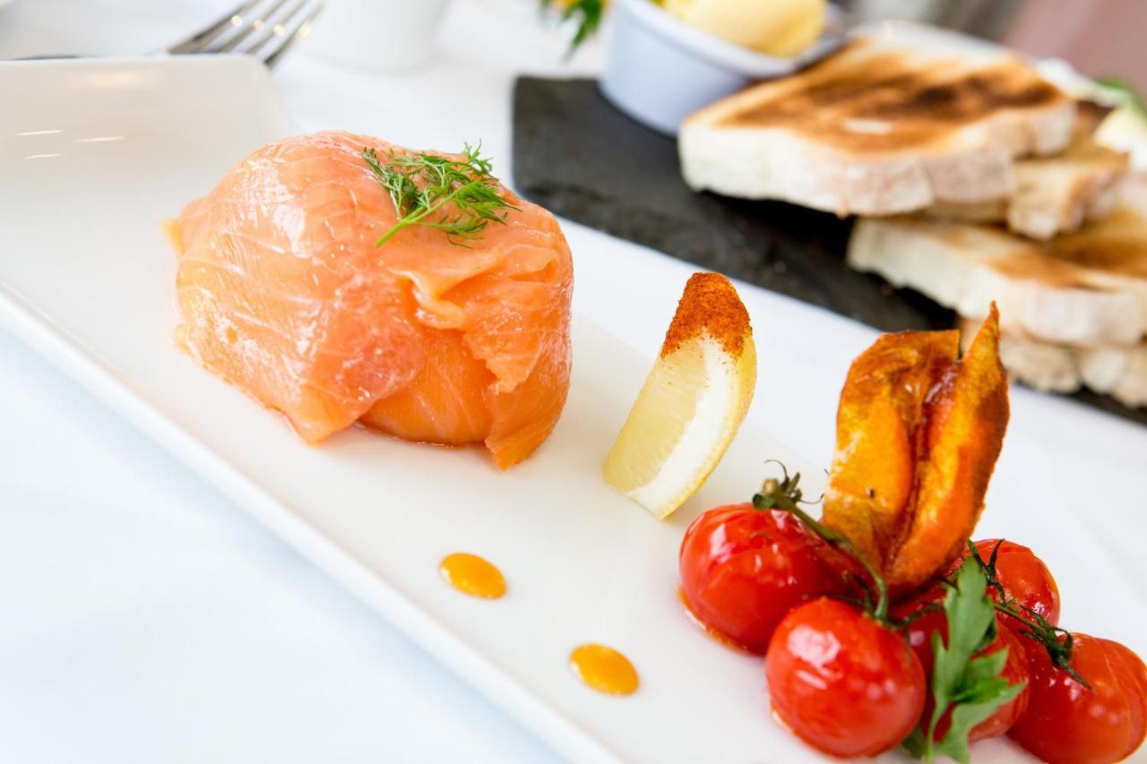 Applegarth Villa Hotel & Restaurant (Adults Only) วินเดอร์เมียร์ ภายนอก รูปภาพ