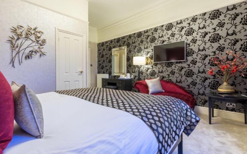 Applegarth Villa Hotel & Restaurant (Adults Only) วินเดอร์เมียร์ ภายนอก รูปภาพ